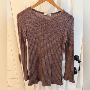 Ginger G Women's Textured Long Sleeve Top